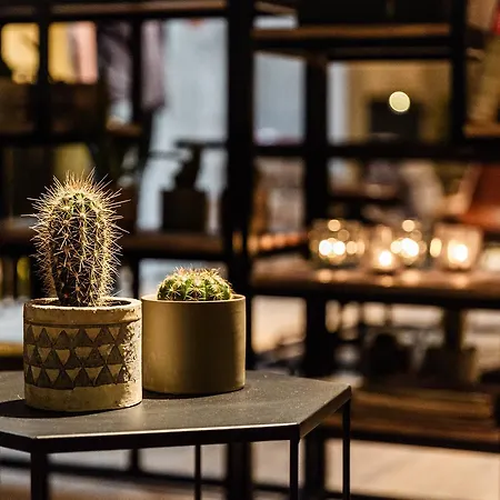 Upstairs Hotel Ostend