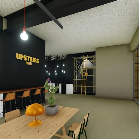 Отель Upstairs 3*
