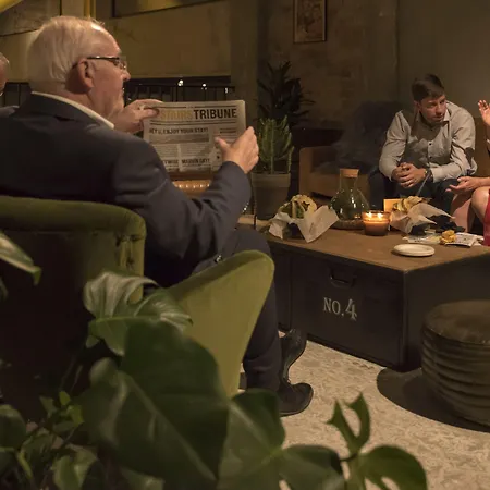 Отель Upstairs Остенде