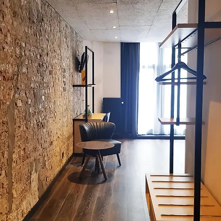 Upstairs Остенде