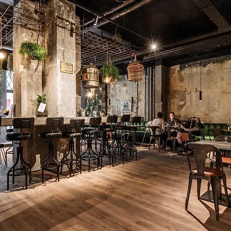 Ξενοδοχείο Upstairs Οστένδη