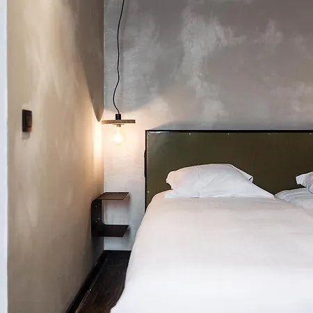Hotel Upstairs 3*