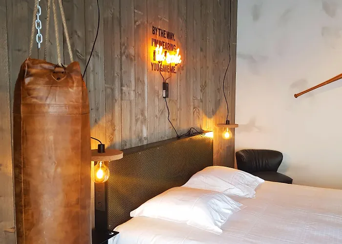 Hotell Upstairs Oostende