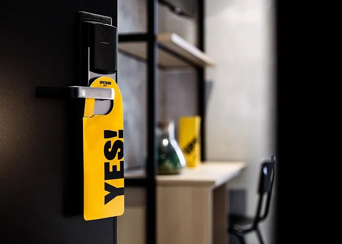 Upstairs Hotell Oostende